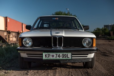 web_1912.jpg