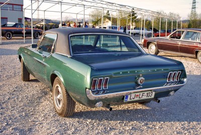 26-Mustang.jpg