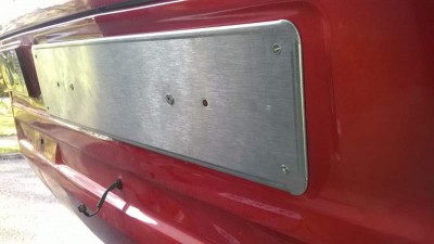 Kustom made inox nosilec tablice