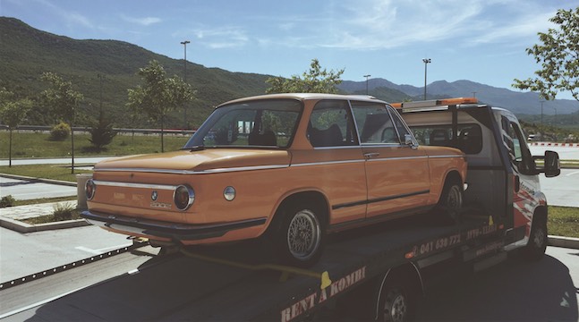 bmw2002.jpg