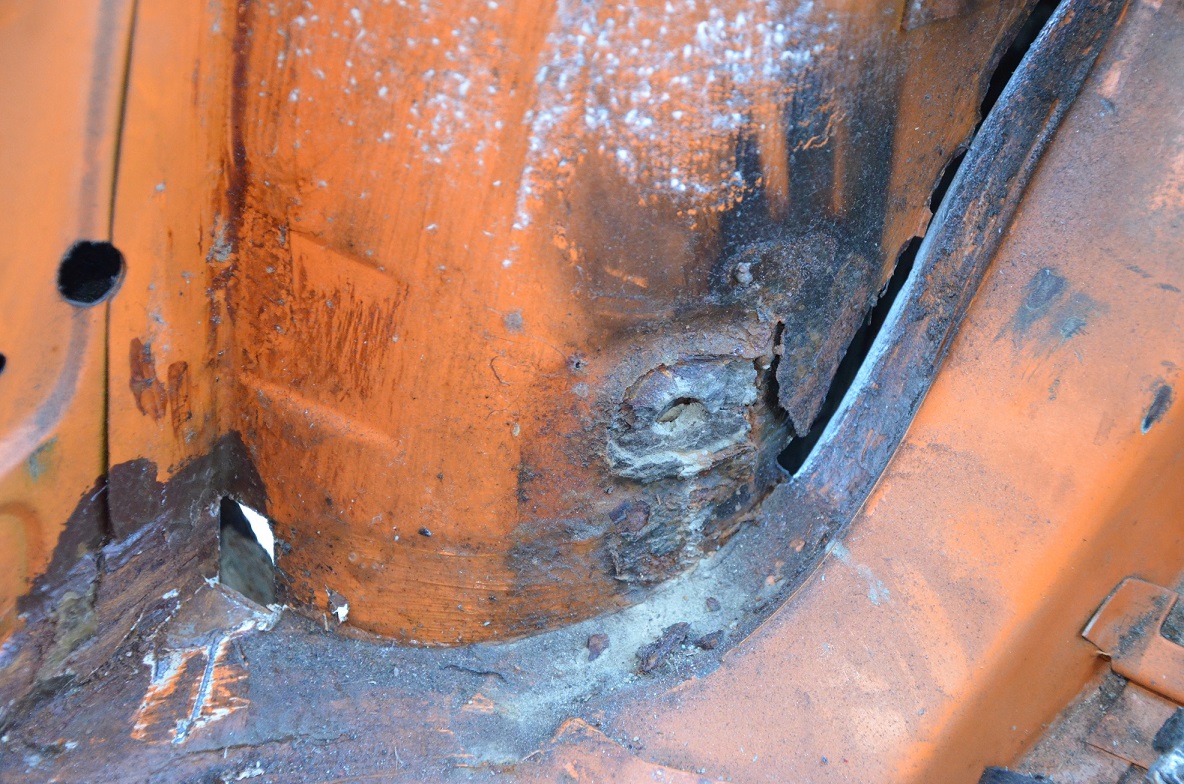 levi blatnik znotraj.jpg