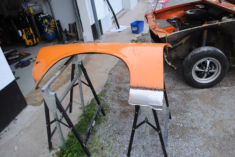 levi blatnik popravljen.jpg