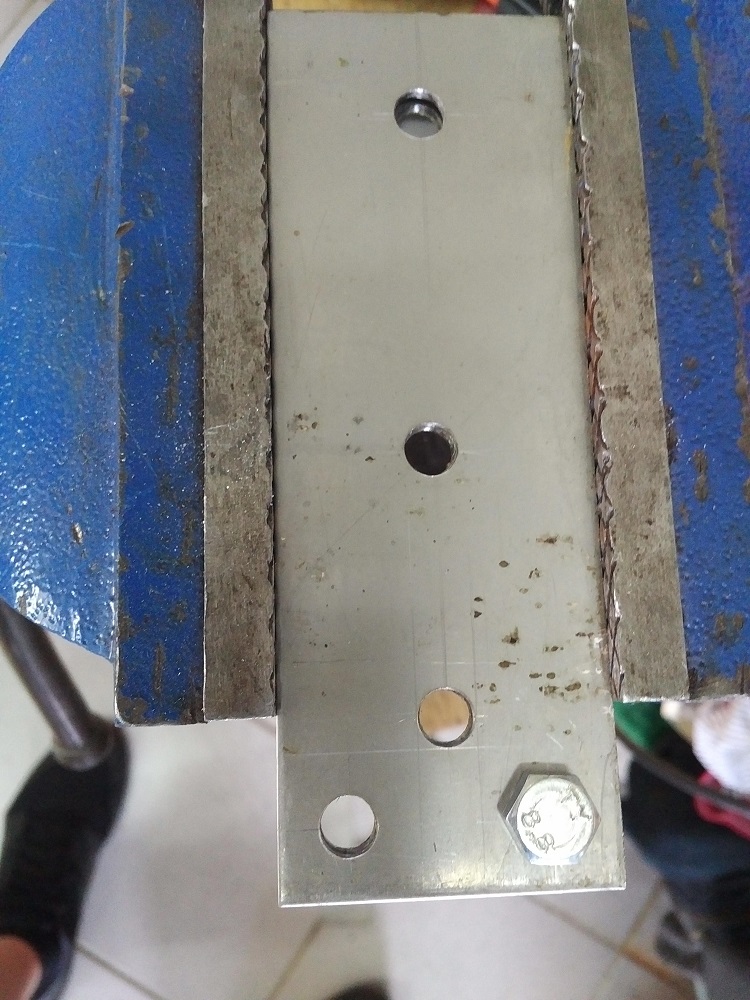 Rekord - nosilec daljink 1.jpg