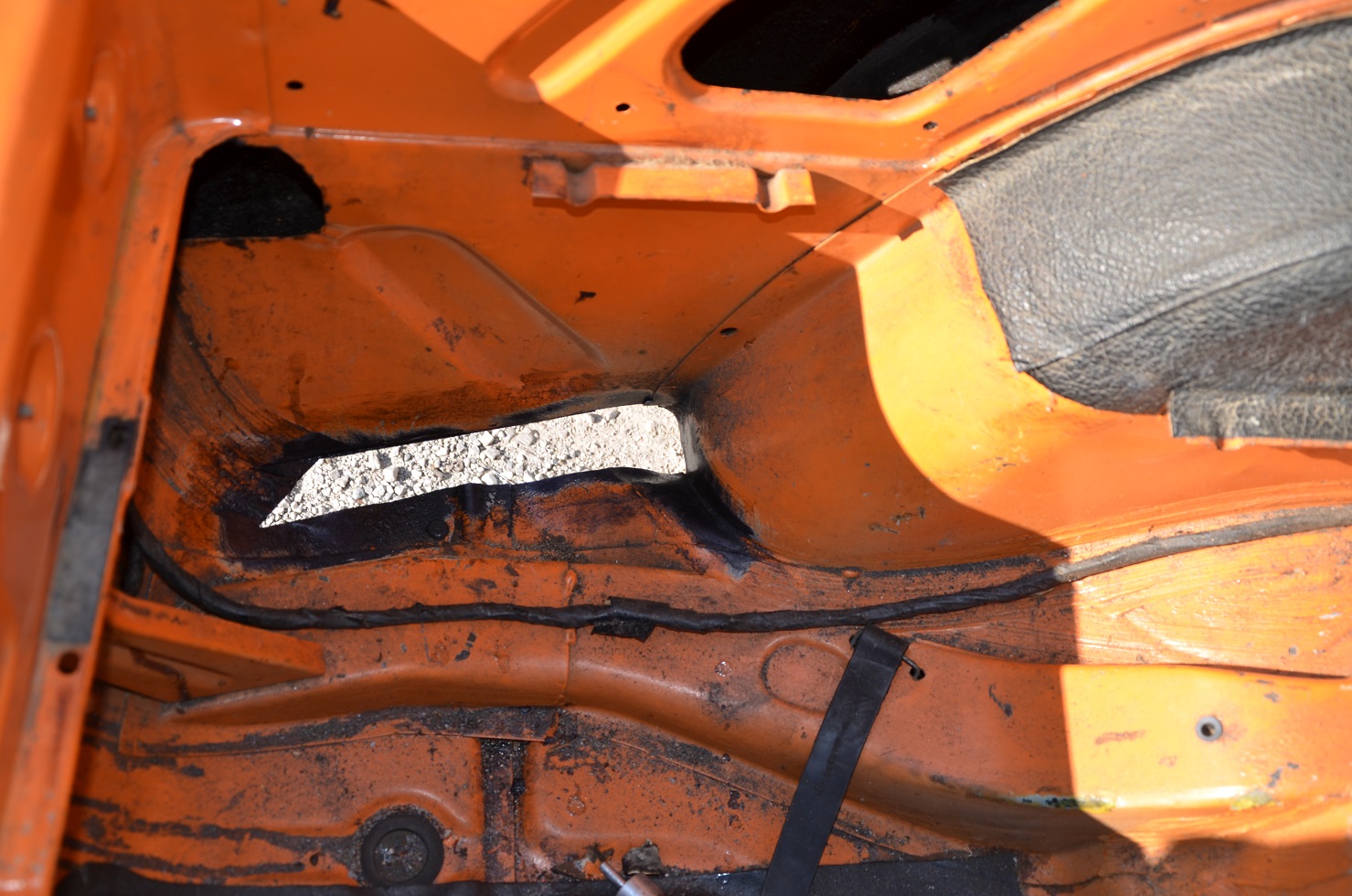 levi zadni not blatnik.jpg