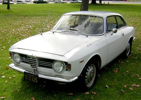 1967_Giulia_Sprint_GT_Veloce.jpg